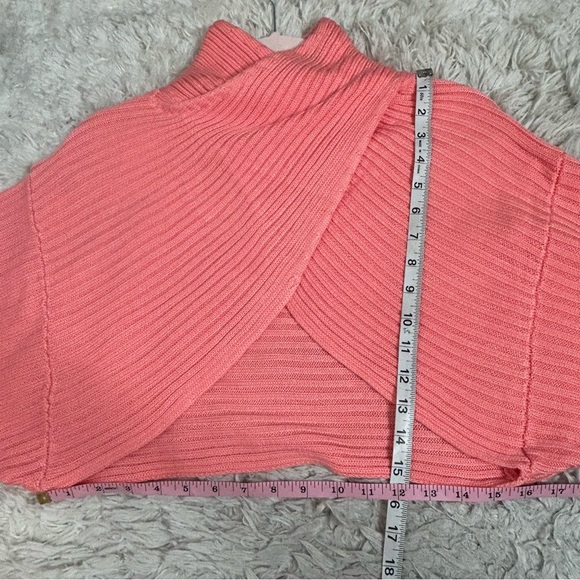 525 America Coral Ribbed Twist Shrug Sweater NWT - Picture 13 of 13